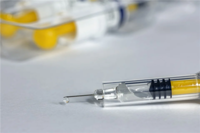 中国郑重承诺 新冠病毒疫苗研发成功后将作为全球公共产品